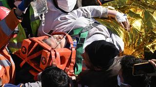 SON DAKİKA | Günlerdir kendisine uzanacak eli bekliyordu! Gözyaşları sel oldu, 17 yaşındaki Aleyna 248. saatte kurtarıldı! Ailesi ağladı, muhabir ağladı...