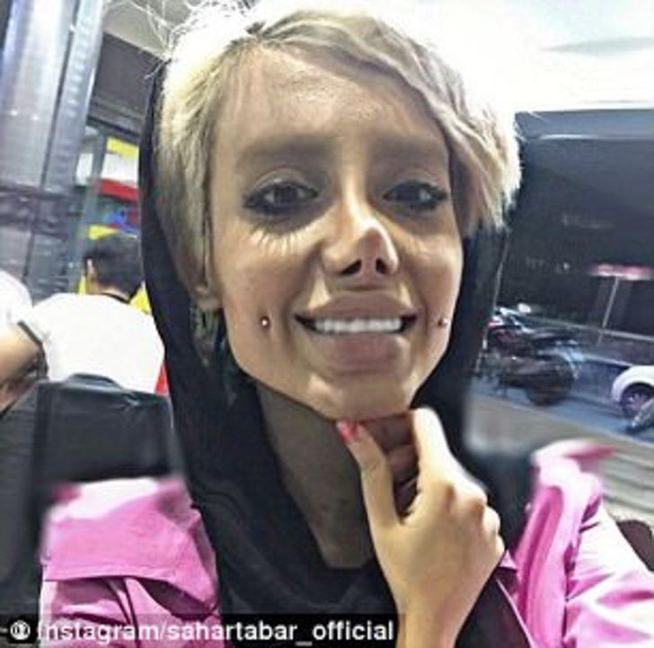 Angelina Jolie'ye benzemek isteyen kızın son hali korkunç!  G3