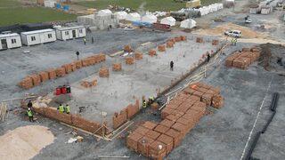 Deprem bölgesi Gaziantep'in Nurdağı ve İslahiye ilçelerine geçici barınma alanları kuruluyor