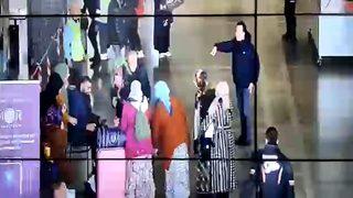 Soluk borusuna yemek takılan depremzedeyi ‘Heimlich’ manevrası kurtardı