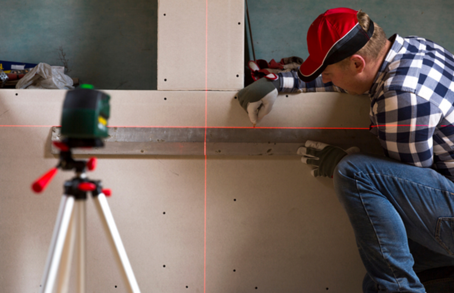 Görmeden ihtiyacınız olduğunu anlayamayacağınız en iyi lazer metreler