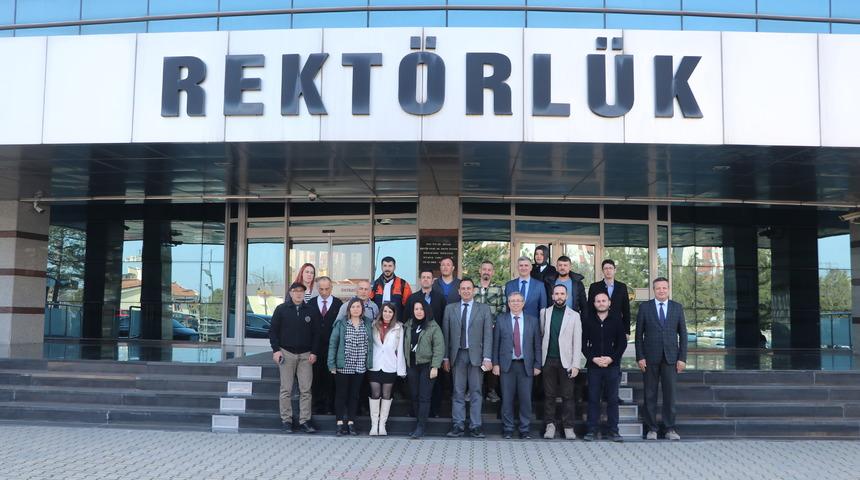 Deprem bölgesinde çalışmalara katılan Trakya Üniversitesi AFAD gönüllüleri yaşadıklarını anlattı