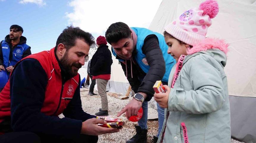 Muş ekibinden depremzede çocuklara sosyal destek