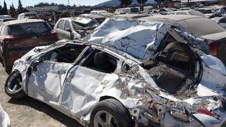 Sahiplerine... Binlerce araba otoparklara kaldırılıyor! Depremde enkazın altında hurdaya döndüler