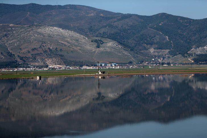 Deprem sonrası Hatay'daki Karasu Çayı taştı! Enkazlar, yollar sular altında kaldı G1