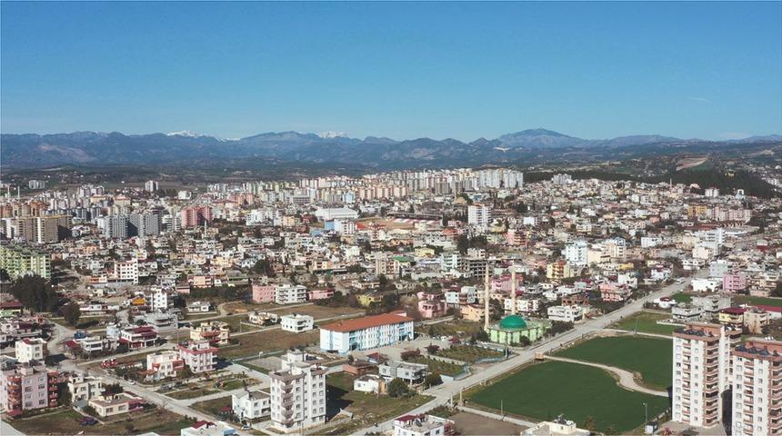 Kadirli'ye 'deprem' göçü! 30 bin konutlu ilçede tek bir bina bile yıkılmayınca, nüfusu 200 bine dayandı