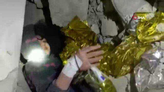 Enkaz altında kaydettiler! Madenciler, küçük Elif'i sohbet ederek hayatta tutmaya çalıştı