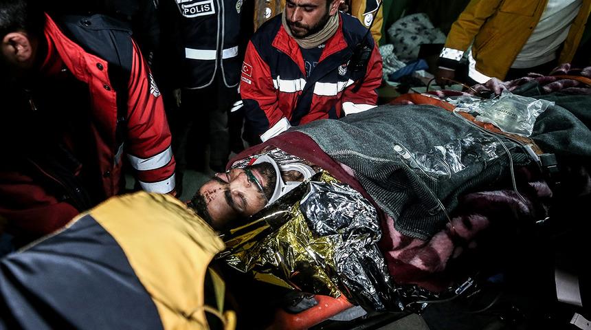 Son dakika: 278. saat mucizesi! Hatay'da bir kişi enkazdan sağ olarak çıkarıldı