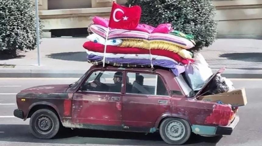 Türkiye o fotoğrafı konuşmuştu! Azerbaycan’daki simge aracın sahibi Server Beşirli'ye anlamlı hediye