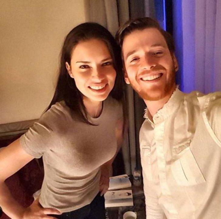 Adriana Lima, öpüşmek için ayakkabılarını çıkarttı! G3