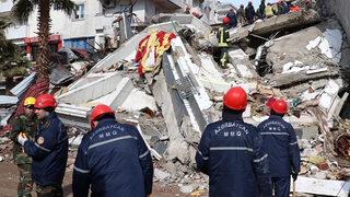 Depremzede çocuklarla ilgili ‘cemaat’ iddiaları üzerine Bakanlıktan açıklama geldi