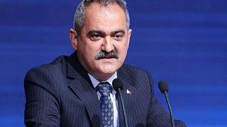 Bakan Özer duyurdu: Nakil olan depremzede öğrenciler için devam zorunluluğu aranmayacak