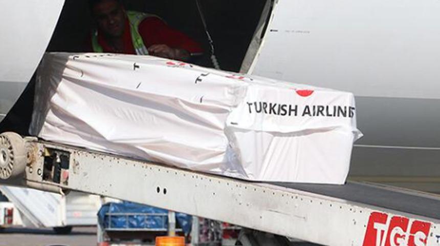 Kahreden görüntü! Atsu'nun cenazesi İstanbul'a gönderildi...