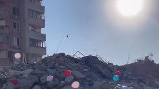 Depremin en acı görüntüsü... Hayatını kaybeden çocukların anısına yapıldı, yürekleri yaktı! 