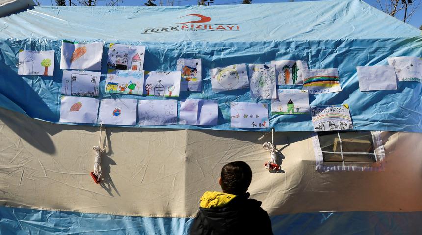 Deprem sonrası çocuk ve gençlerde travmaları nasıl önleriz?