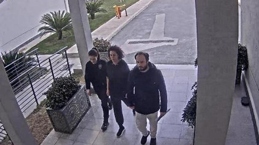 Depremde yıkılan binayla ilgili bir gözaltı daha! Havalimanında yakalandı