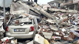 Rüyada deprem olduğunu görmek ne demek? Sık sık yaşanan rüyada deprem görmenin anlamı