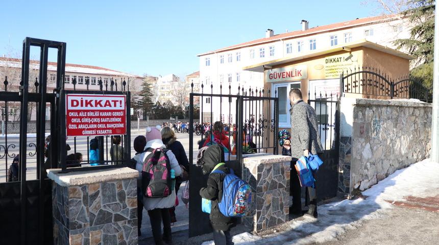 İç Anadolu'da öğrenciler dersbaşı yaptı