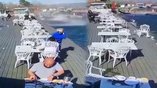 Göl kenarında korku dolu anlar! Rüzgar ortalığı savaş alanına çevirdi... Herkes yerinden fırladı