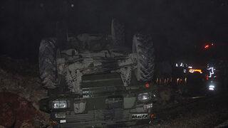 Şırnak'ta askeri araç devrildi: 8 asker yaralandı