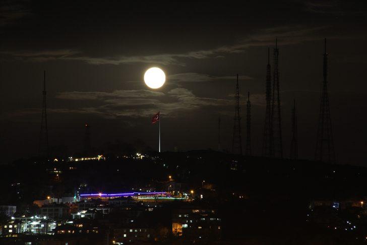 İstanbul'da görüldü! Beklenen olay gerçekleşti G1