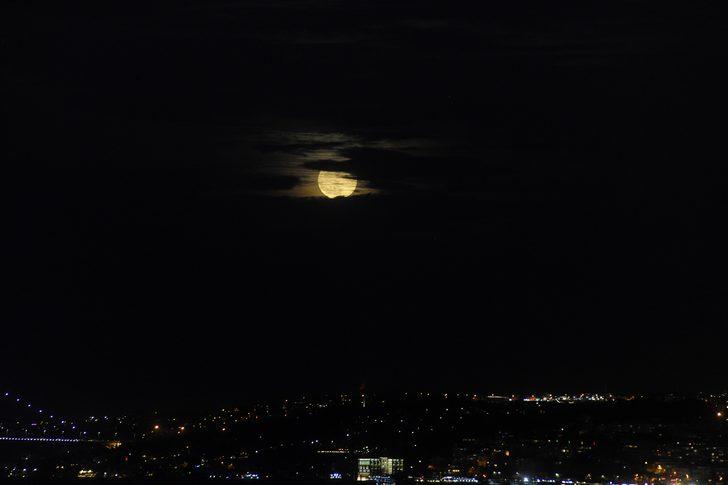 İstanbul'da görüldü! Beklenen olay gerçekleşti G4