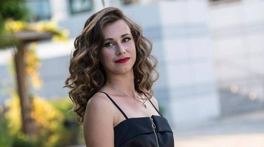 Ünlü model askere gideceğini açıkladı!