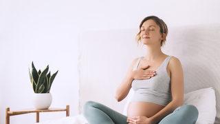 Hamilelikte duygusal değişimler ne zaman başlar, neden duygusal olunur? Hamilelik depresyonu ne kadar sürer, nasıl atlatılır?