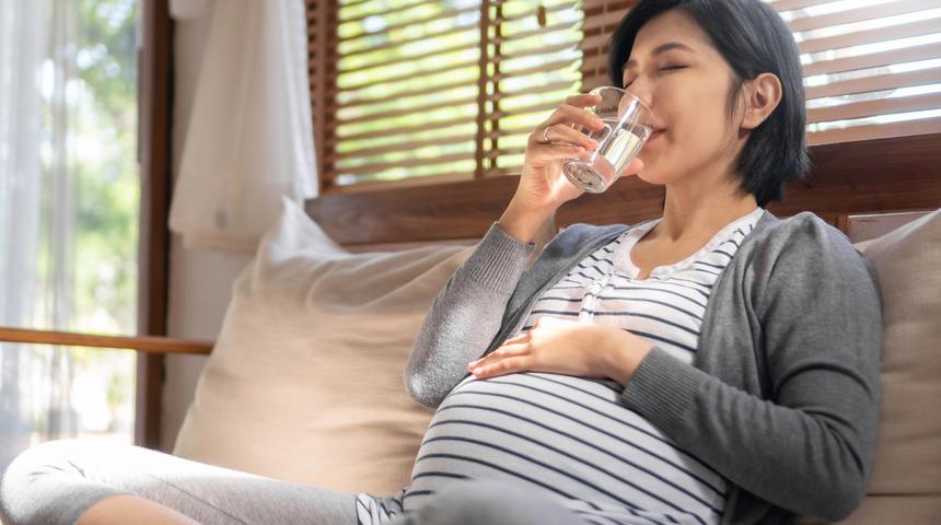 Hamileler soda içebilir mi, soda içmek zararlı mı? Hamilelikte soda nasıl tüketilir?