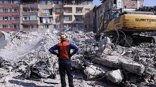 Hatay’da sil baştan yeniden inceleme! 6.4’lük sarsıntı sonrası harekete geçildi…