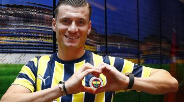 Fenerbahçe'de Ezgjan Alioski ile yollar ayrılıyor! Yıldız oyuncu İstanbul ekibi ile anlaşmak üzere...