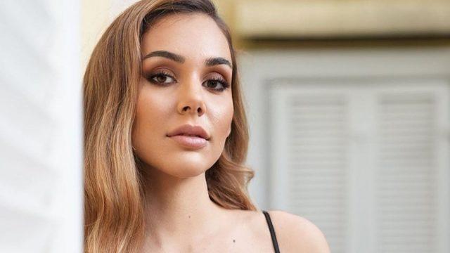 Berfu Yenenler deprem bölgesindeki paylaşımıyla tepki çekti! ''Yapmayın ne olur''