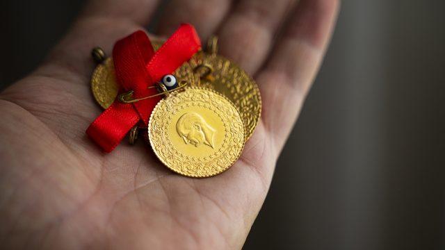 Ezber bozan tahmin! Hem ons hem gram altın fiyatları için rakam verdiler: Sürpriz gümüşten…