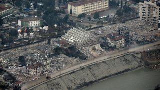Yıkılan binalarla ilgili soruşturmalarda tutuklananların sayısı 160'a yükseldi!