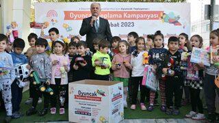 Kepez kreşlerinden depremzede çocuklara oyuncak kampanyası