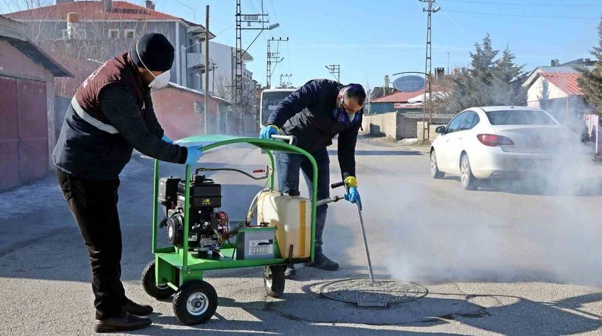 Van Büyükşehir Belediyesi vektörle mücadelenin startını verdi
