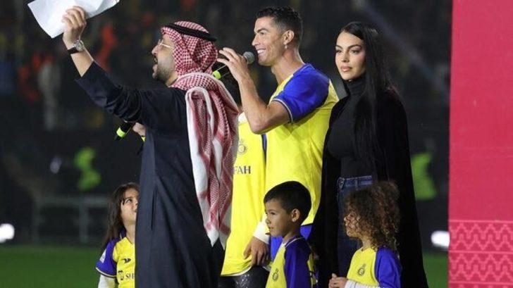 17 suit kiraladı, gelen fatura ortaya çıktı! İşte Ronaldo'nun mermer banyolu kral dairesinin fiyatı... G3