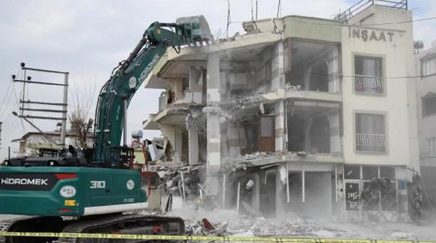 Mahkemeden karar çıktı! O ilde ağır hasarlı binaların yıkımı durduruldu: Delil toplanacak