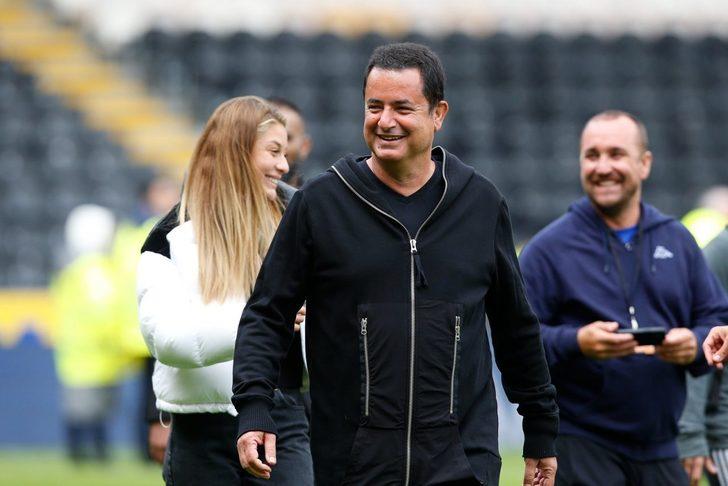 Bu kez 14 şampiyonluğu bulunan takımı gözüne kestirdi! Acun Ilıcalı İrlanda ekibi Dundalk'ı satın alıyor  G1