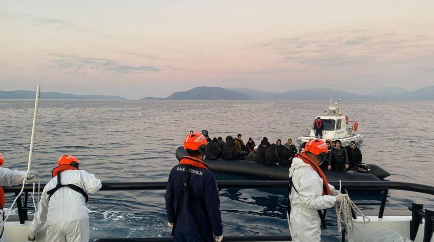 Kuşadası açıklarında 39 düzensiz göçmen yakalandı