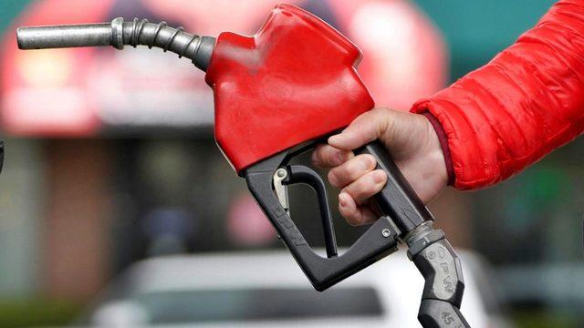 Benzin fiyatı için yeni tarife! Akaryakıt tabelaları 81 kuruş zamlı yandı: 2 ayın zirvesinde… (28 Mart Salı güncel benzin-mazot fiyatı)