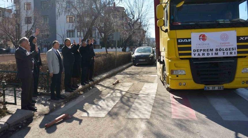 Eskişehir meslek liseleri afetzedeler için üretiyor