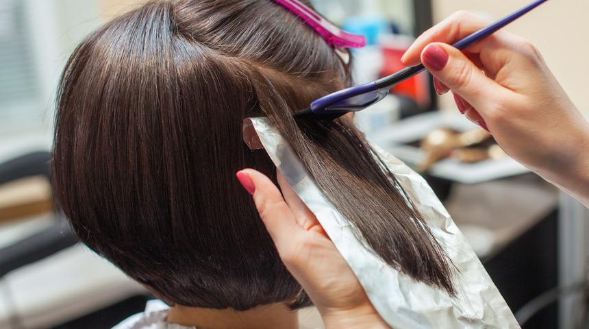 Regl döneminde saçınıza bunları yapmayın!