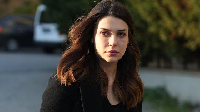 Gelsin Hayat Bildiği Gibi'nin yıldızı Devrim Özkan'ın yeni adresi belli oldu! Yapım şirketiyle el sıkıştı