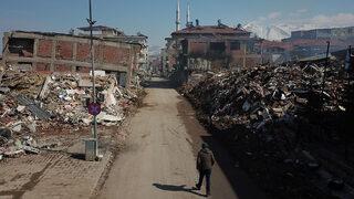 Doğanşehir enkaz yığınına döndü! 6 bin bina yıkıldı veya ağır hasar aldı