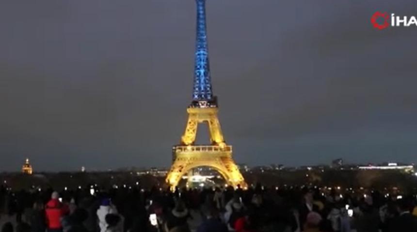 Eyfel Kulesi, Ukrayna bayrağının renkleriyle ışıklandırıldı