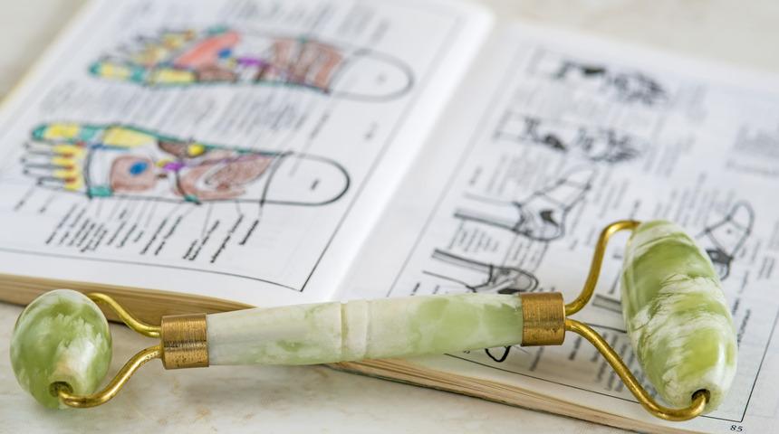 Ayak refleksoloji masajı nasıl yapılır, ayak refleksolojisi nedir? Ayak tabanındaki refleksoloji noktaları nedir?