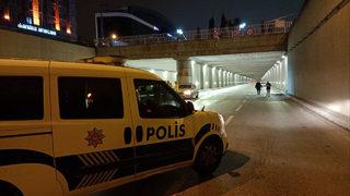 Kocaeli'de tünel girişinde sır olay... Bakım onarım ekipleri yerde hareketsiz gördü, sağlık ve polis ekiplerine haber verdi! 