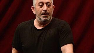 Cem Yılmaz Nişantaşı'nda görüntülendi! İyi değilim kardeşim