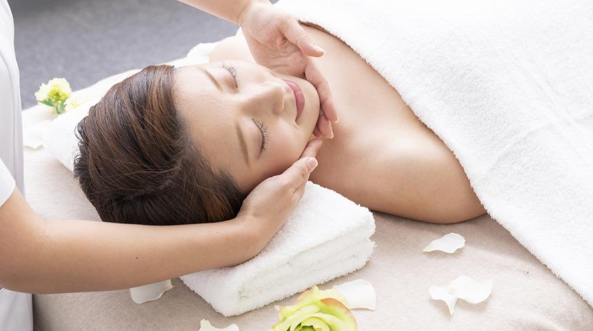 Refleksoloji bel ve boyun fıtığına iyi gelir mi? Refleksoloji ile fıtık tedavisi nasıl yapılır, fıtık refleksoloji uygulaması nedir?